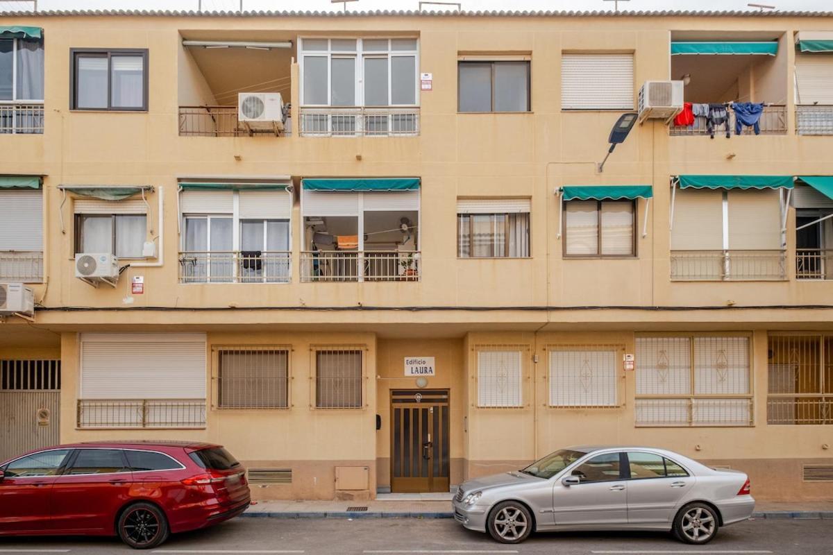 Edificio Laura Apartment