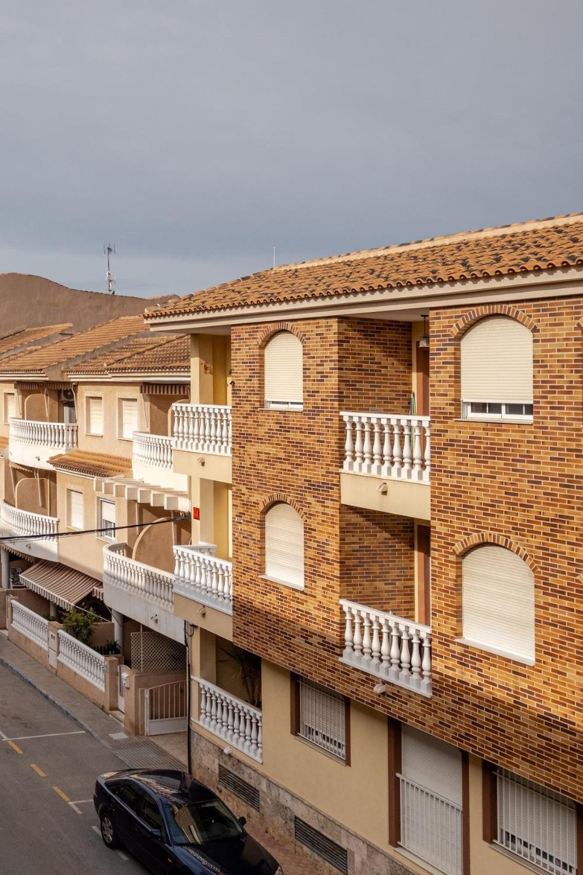 Edificio Laura Apartamento *